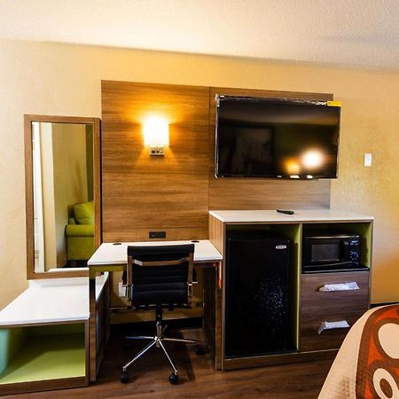 Super 8 By Wyndham Cincinnati-Springdale Oh Ngoại thất bức ảnh