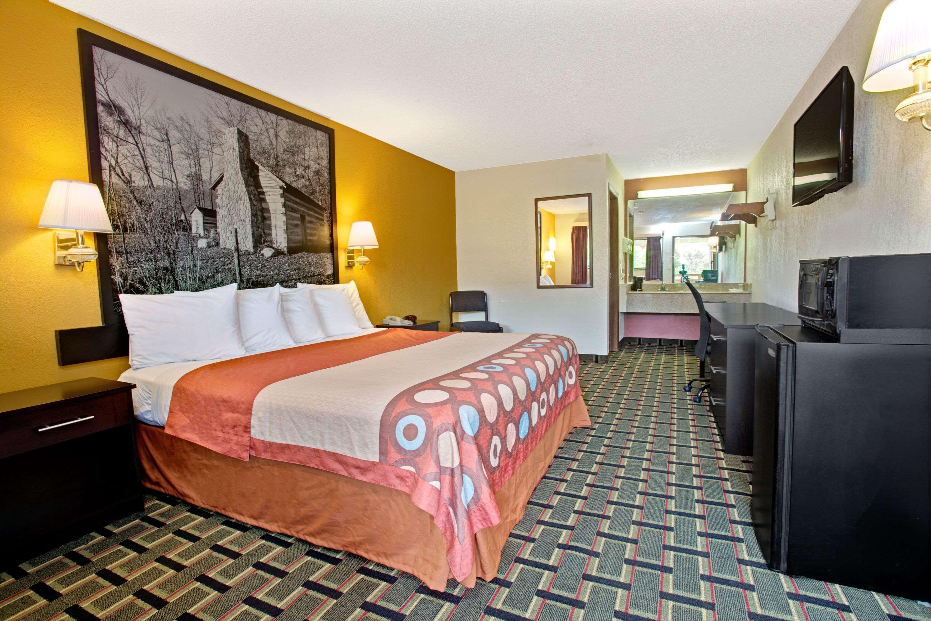 Super 8 By Wyndham Cincinnati-Springdale Oh Ngoại thất bức ảnh