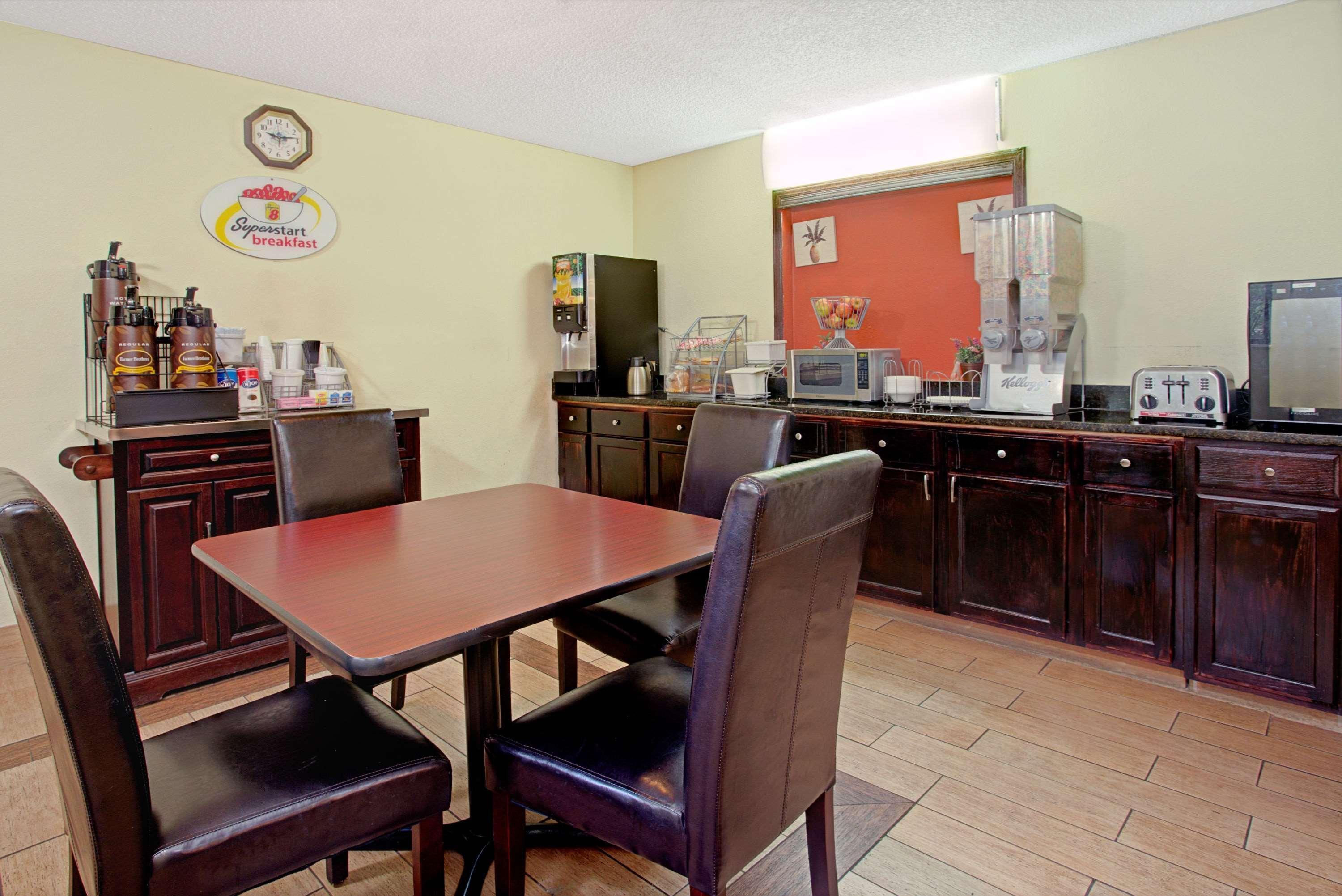 Super 8 By Wyndham Cincinnati-Springdale Oh Ngoại thất bức ảnh