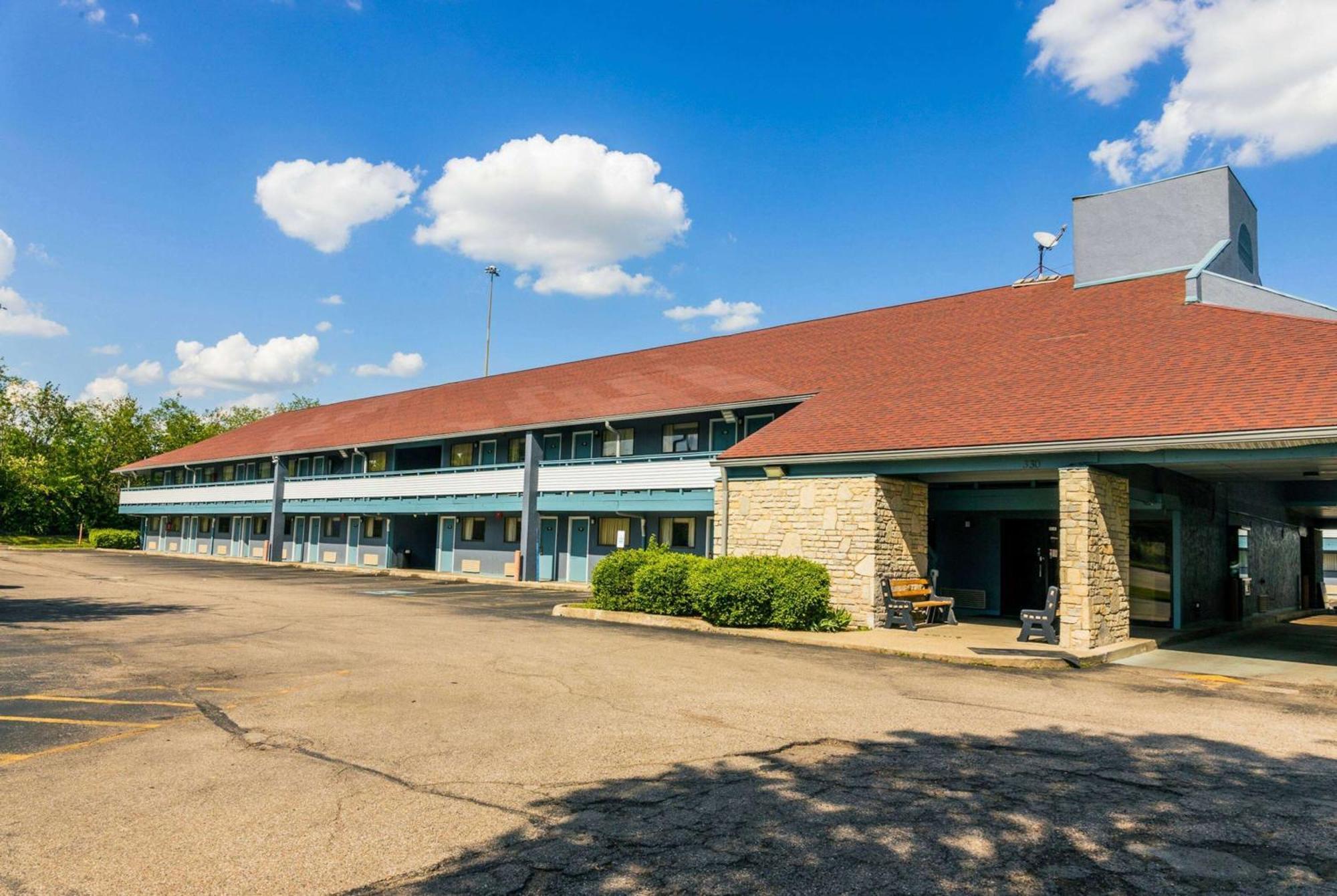 Super 8 By Wyndham Cincinnati-Springdale Oh Ngoại thất bức ảnh